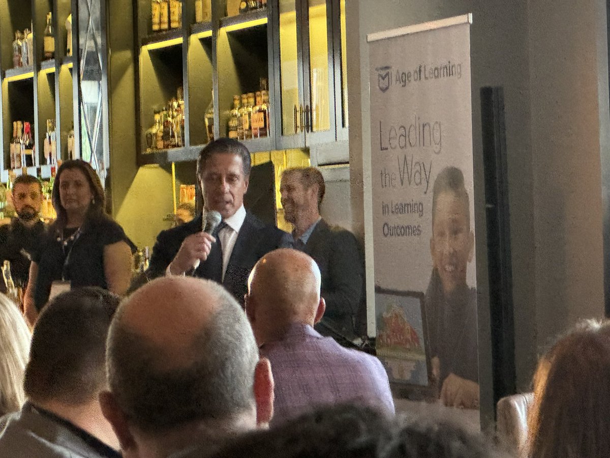 BSwanson03's tweet image. Thank you @AgeofLearning for a great Leadership Forum! @RGVReaderLeader and I had a great time networking and learning this week!