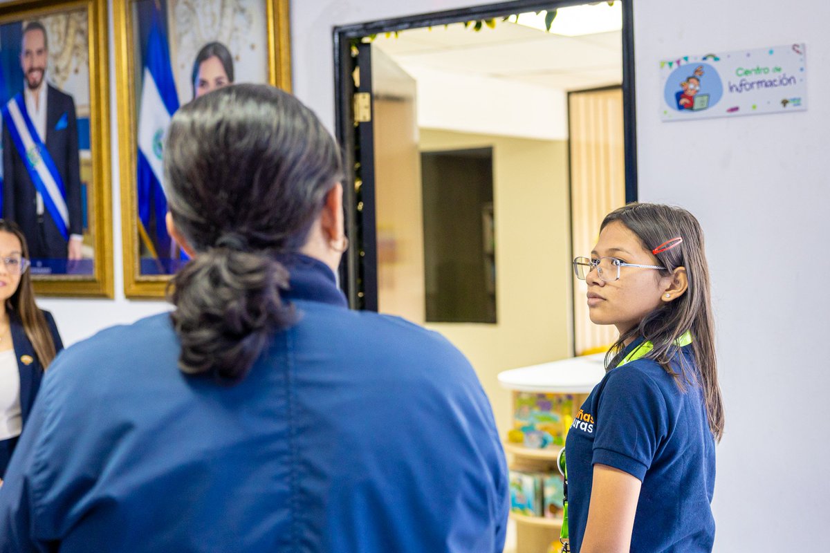 Eunice_Deras's tweet photo. En nuestra institución, estamos comprometidos para que las niñas, niños y adolescentes, desde la Primera Infancia vivan experiencias que les den confianza y seguridad.

Agradecemos a @Plan_ElSalvador por incluirnos en esta iniciativa. 🤝🏼 https://t.co/IF6KfW7Yuh