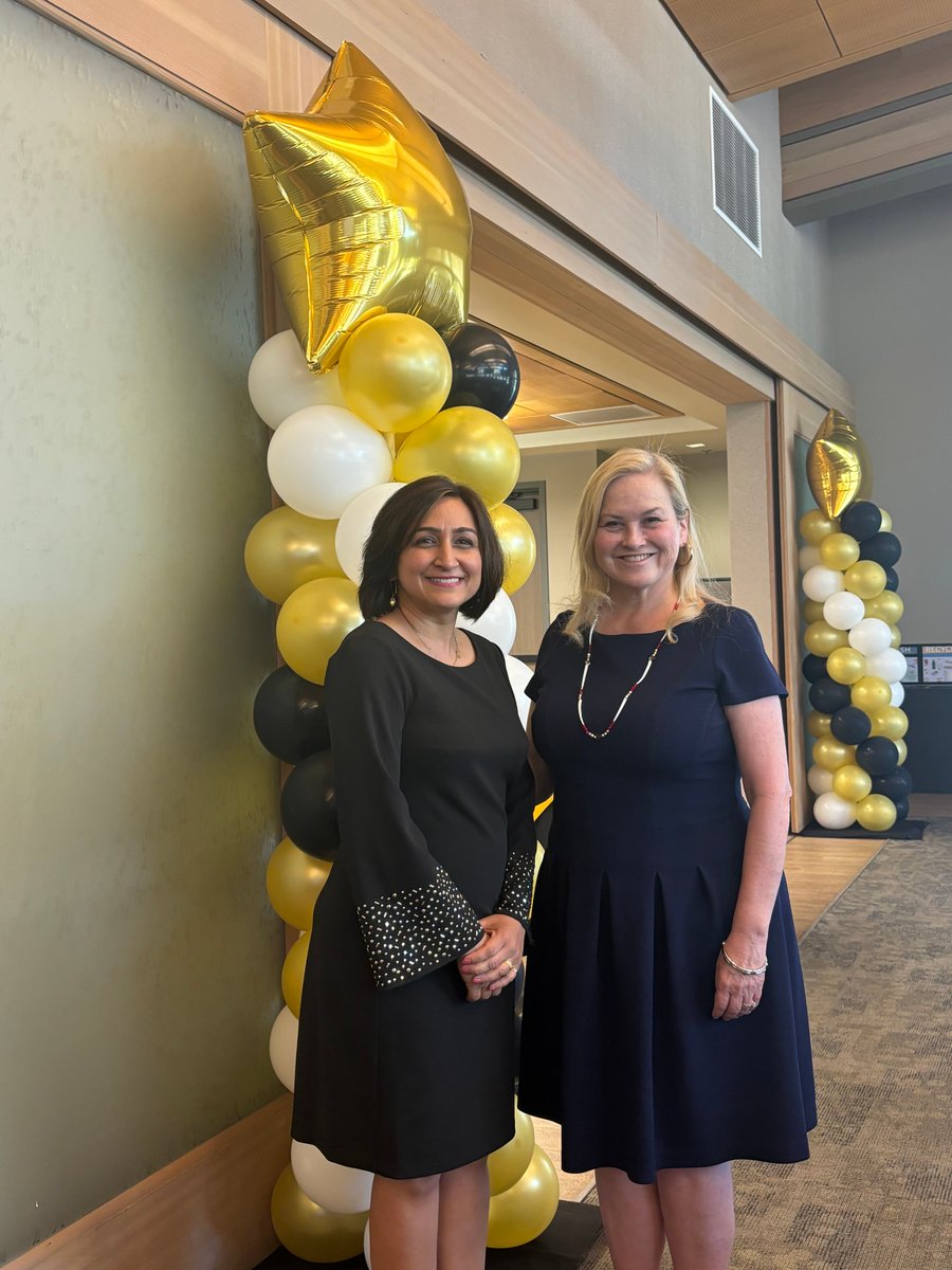 SupCindyChavez's tweet photo. In 1973, the County launched our Senior Nutrition Program, with 12 meal sites. Last year, our program grew to 38 meal sites, encompassing initiatives like Meals on Wheels and CHAMPSS, and served more than 16,000 older adults with a total of 1.56 million meals. https://t.co/SHZXdD3ktJ