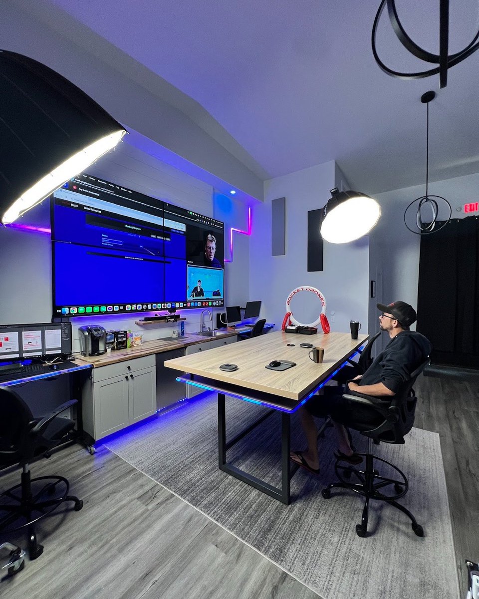 Rocket Drones tweet media