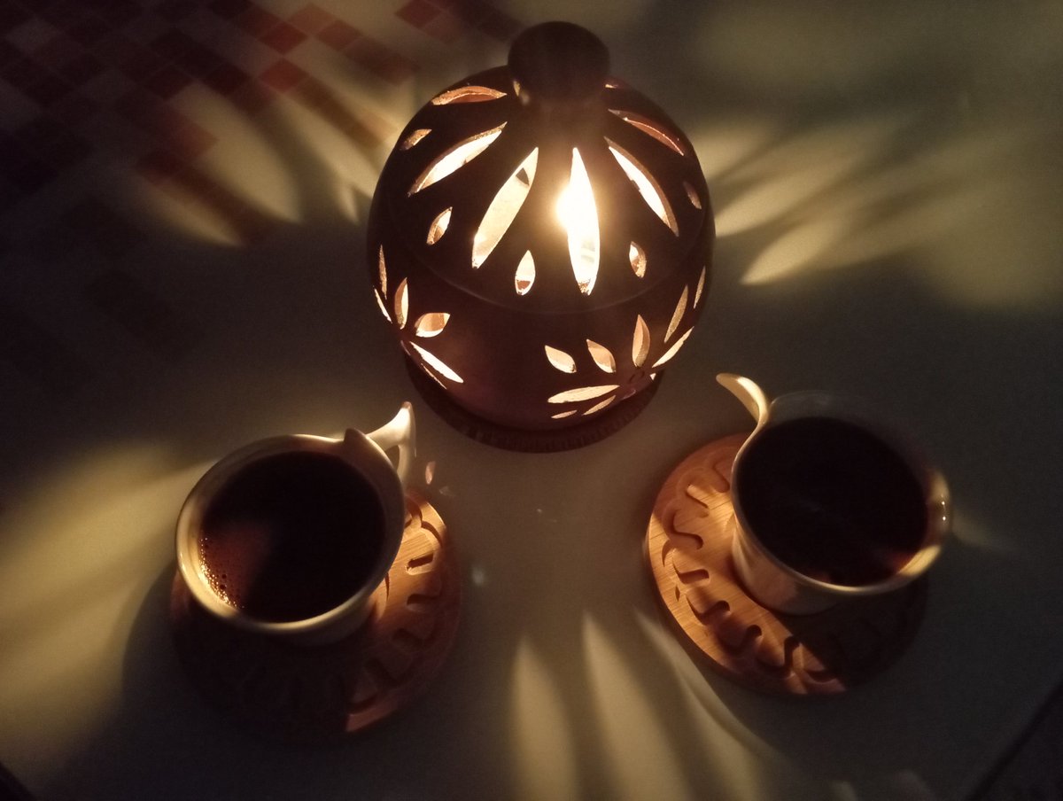 Dostla içilen kahve...