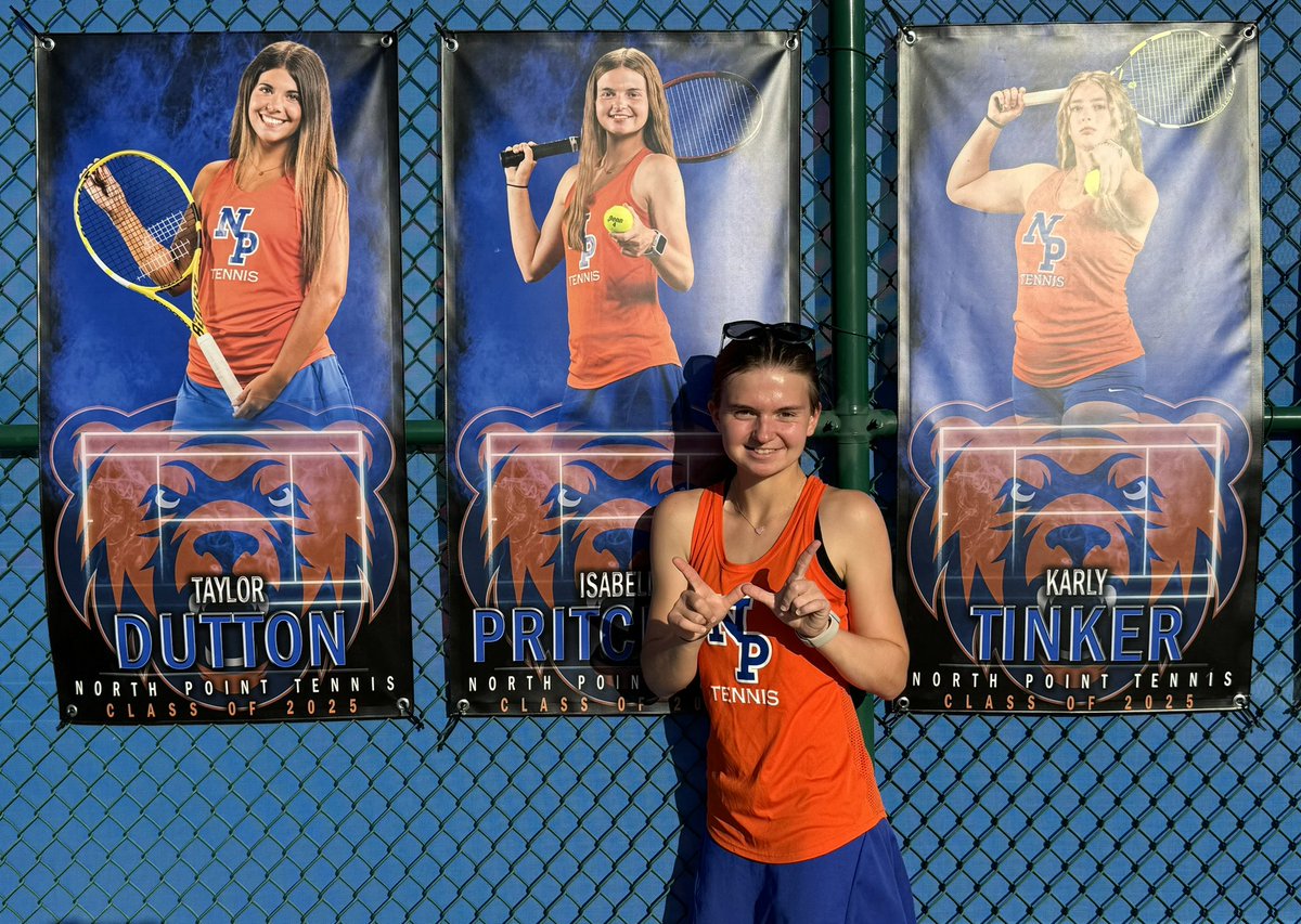 Dr_Shelmire's tweet photo. North Point won 6-3 against FZN in tennis tonight in their final regular season home match!  Way to go, ladies!! 🧡🎾💙 @NPGrizzlyTennis https://t.co/V1gwk6Z2Vk
