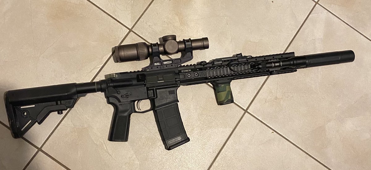 DesStreams's tweet image. Joined heavy fucking rifle club