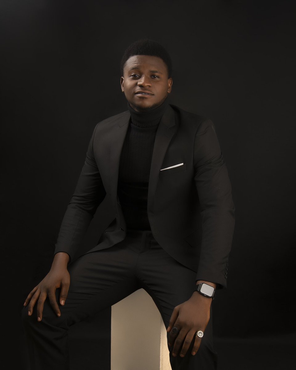 UnleashedNg's tweet image. Grateful for another year of life, growth, and laughter! 🎉 Today’s a special day, and I couldn’t think of a better way to celebrate than by looking forward to #Unleashed4.0 on November 17th! 🙌 It’s going to be a night to remember
@DONJAZZY @wizkidayo @Olamide @Kennyblaqmcfr