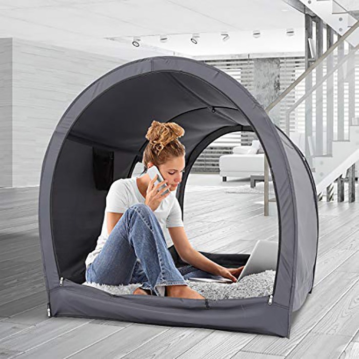 UnicunShop's tweet photo. Tired of roommates invading your space? βΊοΈ Our Privacy Bed Tent is your personal oasis! Switch from open to full privacy in seconds! π Get yours now: https://t.co/z6ot52TxeG π΄ #privacytent #dormlife #bedtent #sleepbetter https://t.co/7Z3xr6Im8t