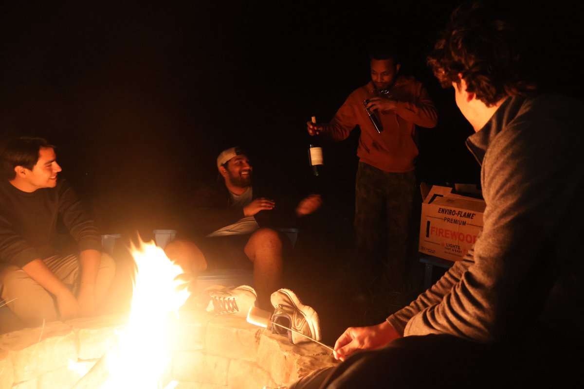 rheejust's tweet image. Breaking news: infra startup decimates Bar Harbor lobster population