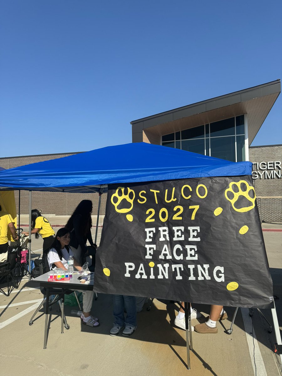 Irving High School Student Council tweet media
