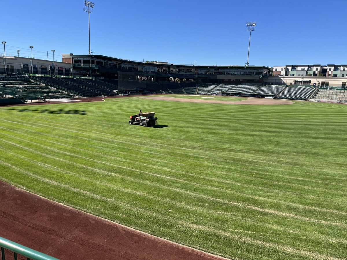 TinCaps_GroundsCrew tweet media