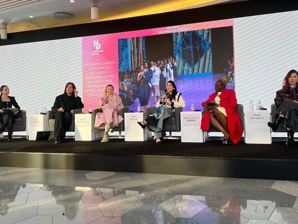 Cra. Camila Ortega, Directora  General de Nicaragua Diseña participó en un importante panel en el primer día de BRICS+ Fashion Summit 2024
.
#nicaraguadiseña  #ND2024
#Moscú  🇷🇺  #bricssummit2024 #Nicaragua  🇳🇮