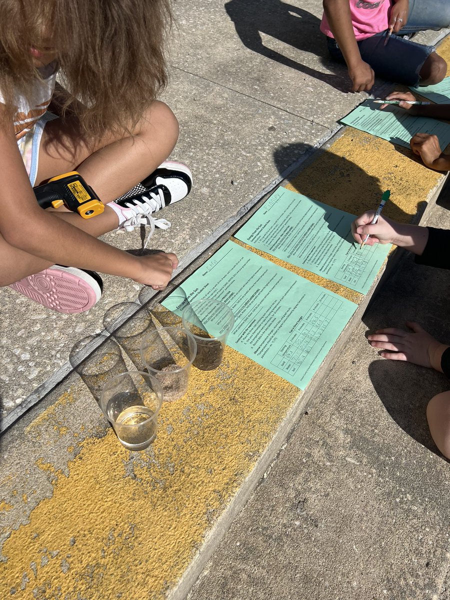 Working together on common experiment #2 😎 <a href="/ElemSci/">VCSElemSci</a> #vcsscientists