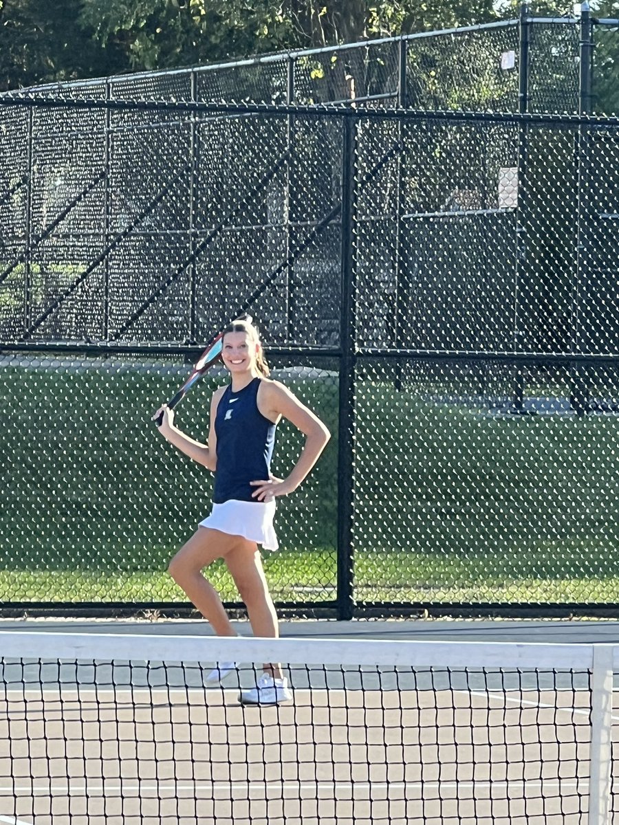 Lemont tennis wins!
Varsity and JV 5-0 over Hillcrest
