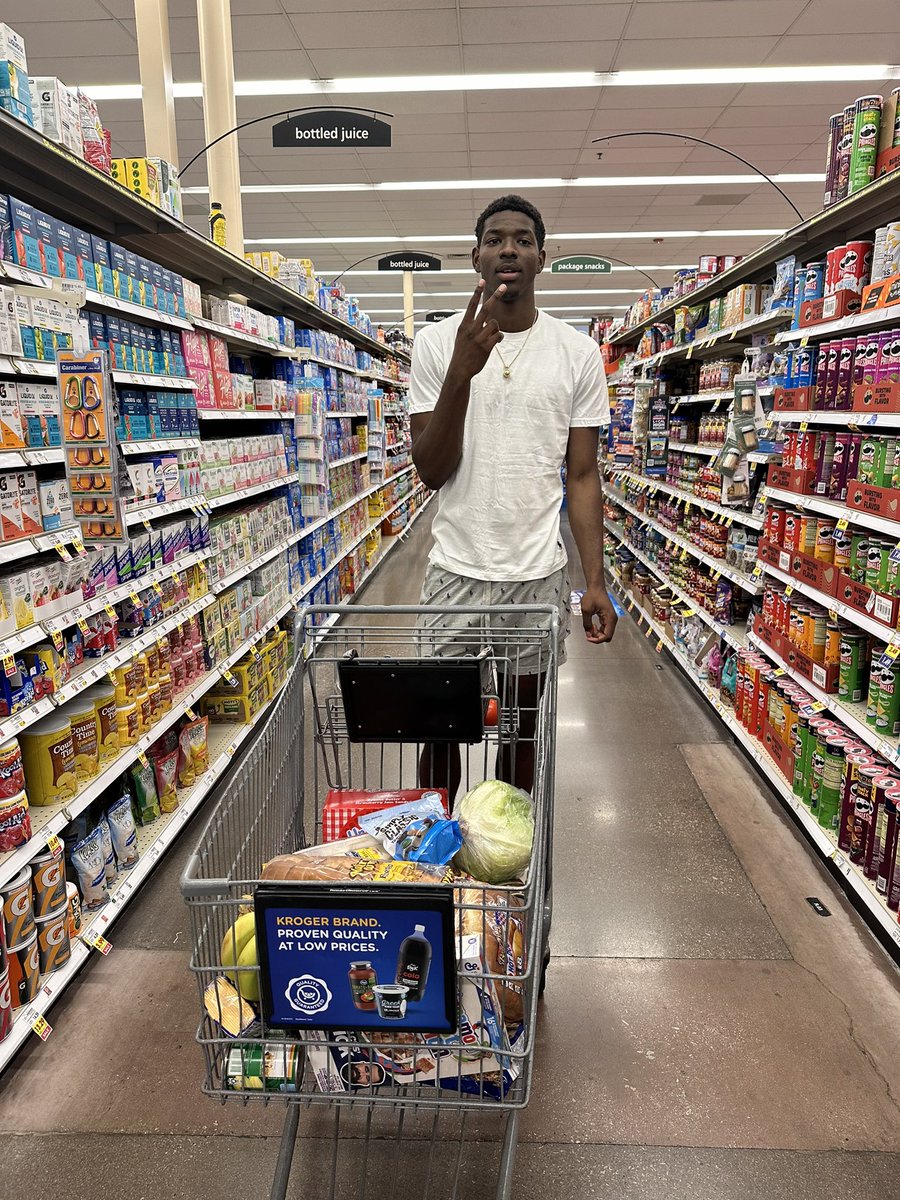 Kristina Martinez, MS, RD, CSSD, LD (@parrish_rd) on Twitter photo Very proud of <a href="/lorient_brenen/">Brenen Lorient</a> for spending his off day with me at the grocery store! Fueling up for a longgg season 💪🏽 Very proud of <a href="/lorient_brenen/">Brenen Lorient</a> for spending his off day with me at the grocery store! Fueling up for a longgg season 💪🏽