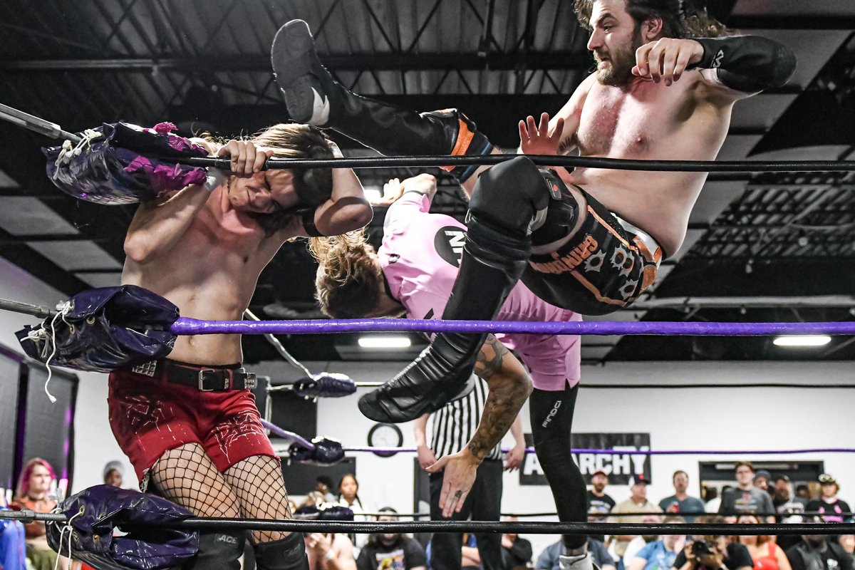 Mike Schoen (@mick6721) on Twitter photo We all could have went home happy last Friday at <a href="/stlanarchy/">St. Louis Anarchy</a> Do It For The Brand but we still had the Battle Bowl and it was the cherry on top of the insane violent sundae. @SPTFREVega <a href="/pro_jitsu/">ProJitsu</a> <a href="/cashflowkb/">ᴷᴱᴺ ᴮᴿᴼᴬᴰᵂᴬᵞ</a> and <a href="/NickxKing4/">Nick King</a> all earned title shots for their win. We all could have went home happy last Friday at <a href="/stlanarchy/">St. Louis Anarchy</a> Do It For The Brand but we still had the Battle Bowl and it was the cherry on top of the insane violent sundae. @SPTFREVega <a href="/pro_jitsu/">ProJitsu</a> <a href="/cashflowkb/">ᴷᴱᴺ ᴮᴿᴼᴬᴰᵂᴬᵞ</a> and <a href="/NickxKing4/">Nick King</a> all earned title shots for their win.