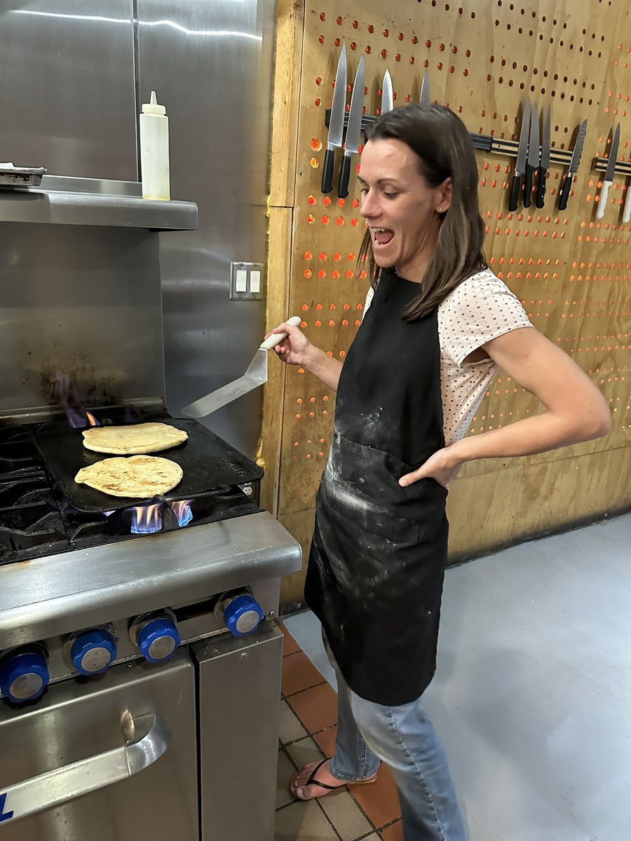 Thanh Dellinger tweet media