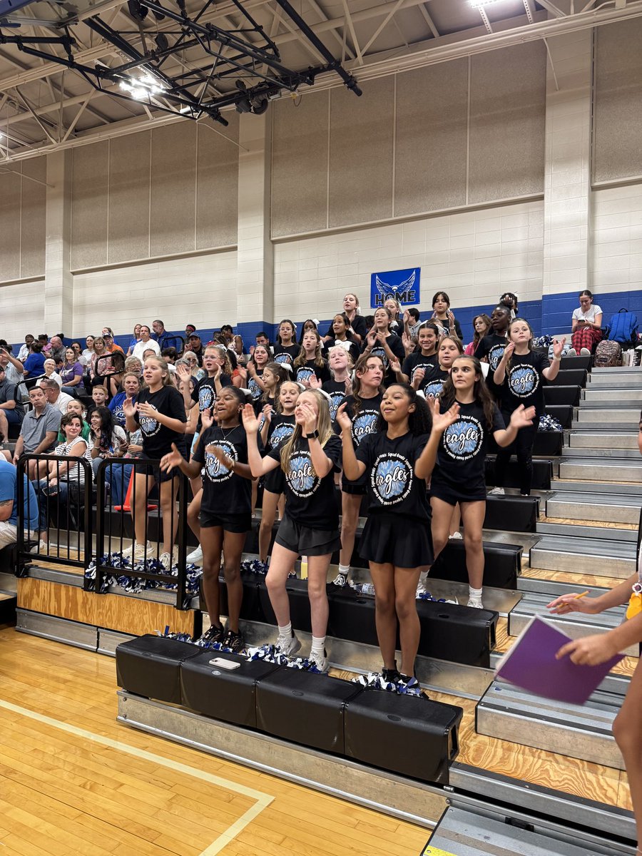 Lauren Rowe M.Ed. (@mrs_rowe12) on Twitter photo It’s 6th grade night at tonight’s volleyball game! Our pep squad kids are cheering loud and proud for our Eagles!!! <a href="/MPJHEagles/">Memorial Parkway JH</a> It’s 6th grade night at tonight’s volleyball game! Our pep squad kids are cheering loud and proud for our Eagles!!! <a href="/MPJHEagles/">Memorial Parkway JH</a>