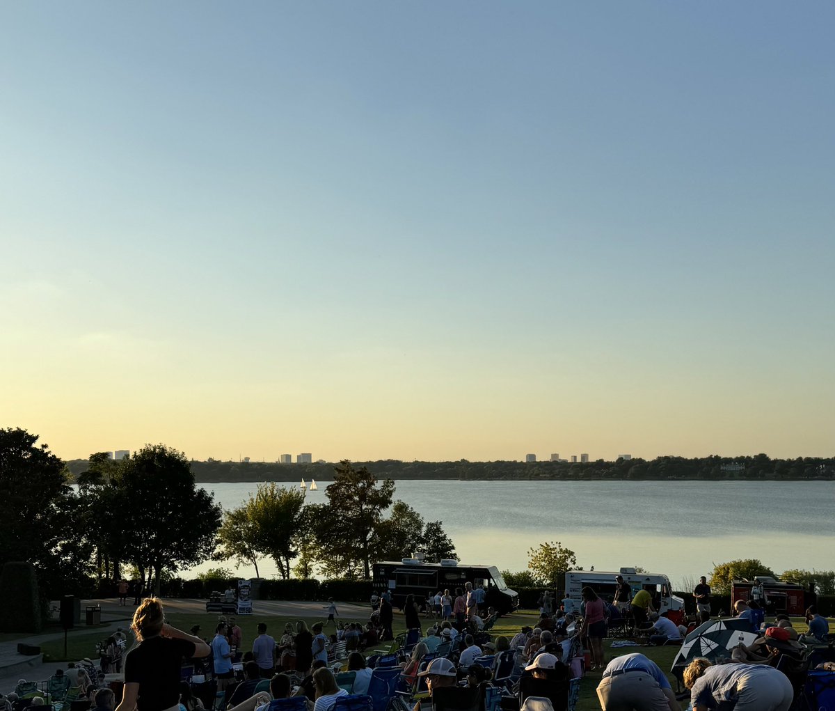 Emceeing <a href="/dallasarboretum/">Dallas Arboretum</a> Cool Thursdays Concert tonight. I’ll forgo a nap if I can spend an evening here. #IAmUp #WFAA