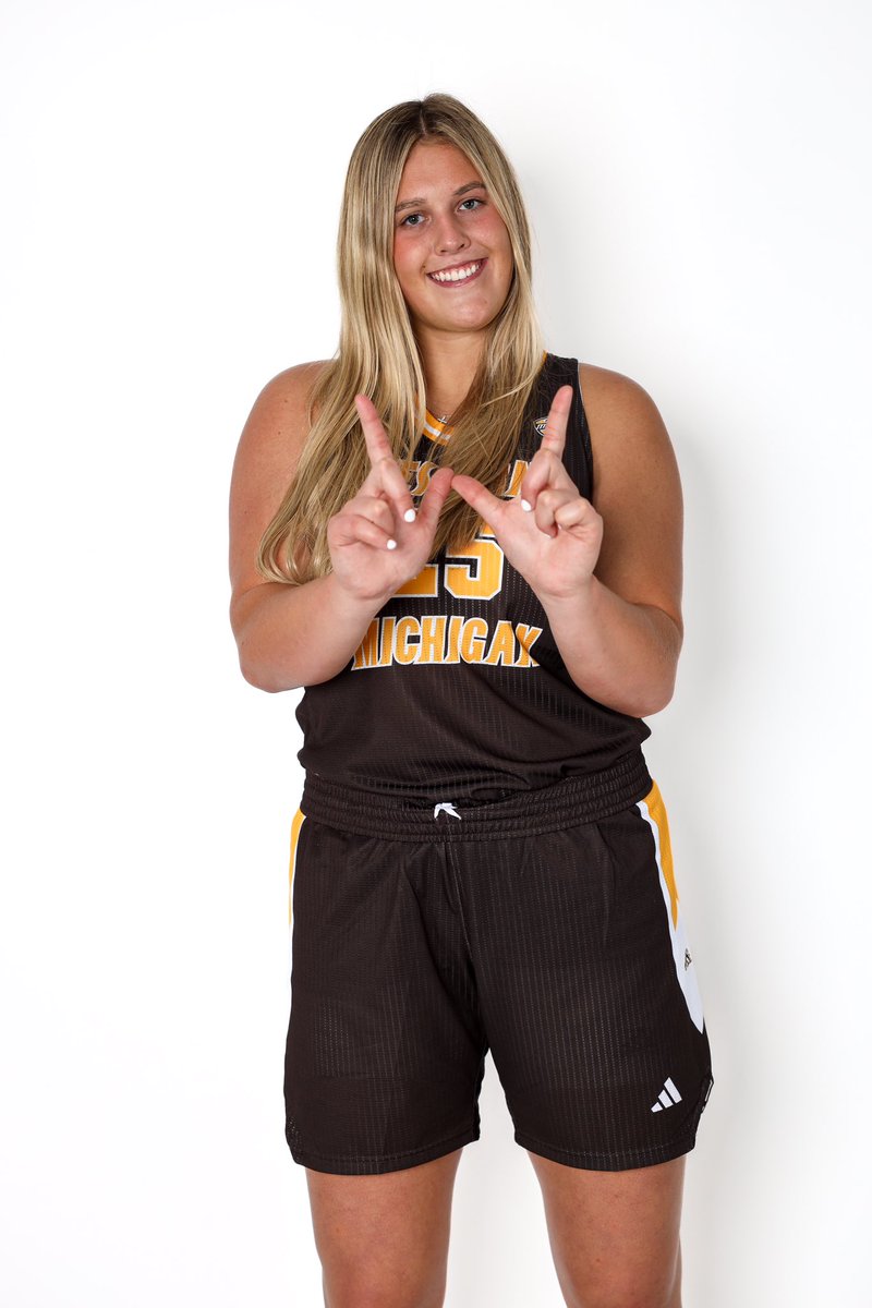 Sarah Rekowski tweet media