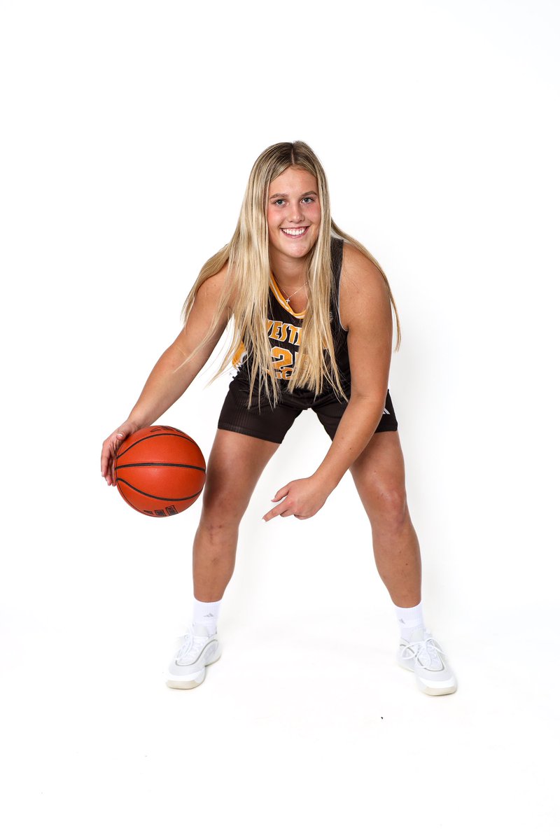 Sarah Rekowski tweet media