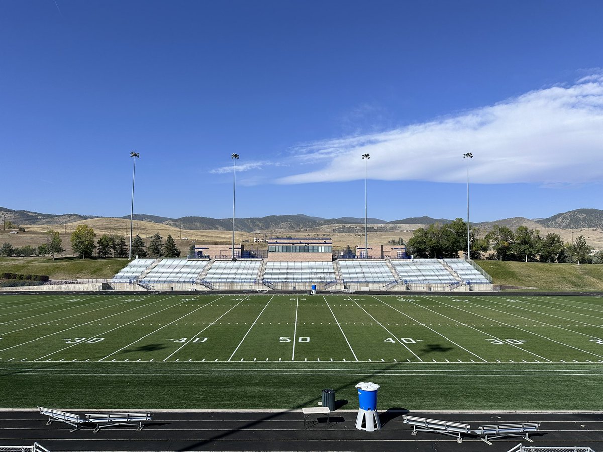 SportsTurfSun's tweet photo. Week 6- second half of regular season starts tonight! Two football games tomight/tomorrow and a marching band festival on Saturday. Soccer field is over 40 events so far too. #BestOffice #NoByeWeeks #StillCutting @ChristiClay23 https://t.co/pKdKQ7urPY