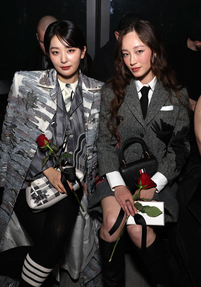 holcene's tweet photo. Where’s that one tweet that was like Havana Rose Liu famous for Bottoms and Kang Seulgi famous among bottoms https://t.co/DBrgO1D4FA