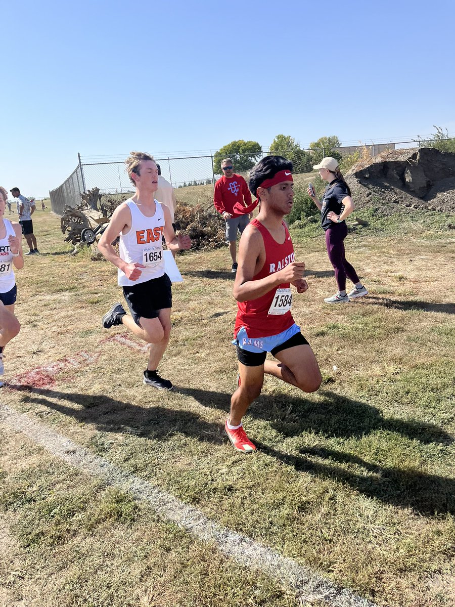 BlackraiderXC's tweet photo. Varsity boys take on the South Sioux invite! https://t.co/Qpv24INcc3