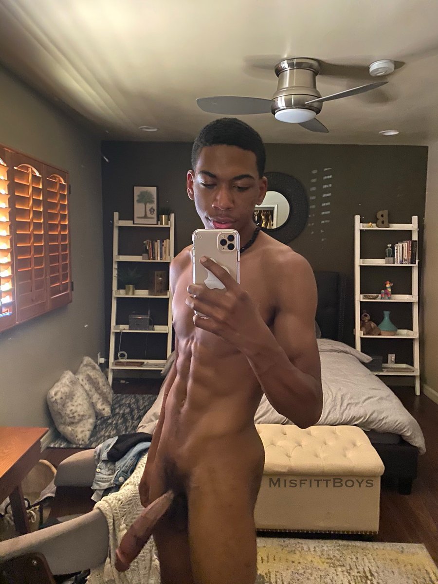 Ace is here❤️ new vid dropped 

Now playing 🎬MisfittBoys.com