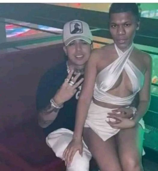 *prenden las luces del baile**

mi amigo: