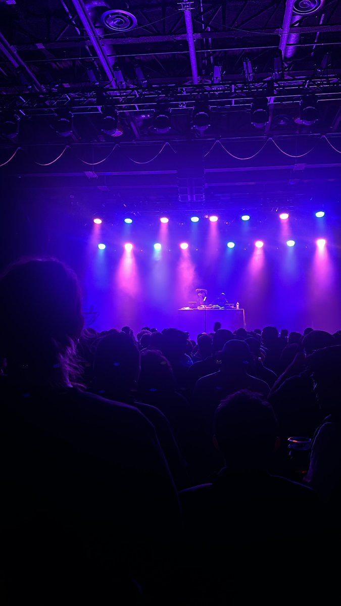 PhoenixwinginIt's tweet photo. Niggas can never say @LupeFiasco donโt got fans much love from nyc!!! #samuraitour https://t.co/Bqh8RVGss9