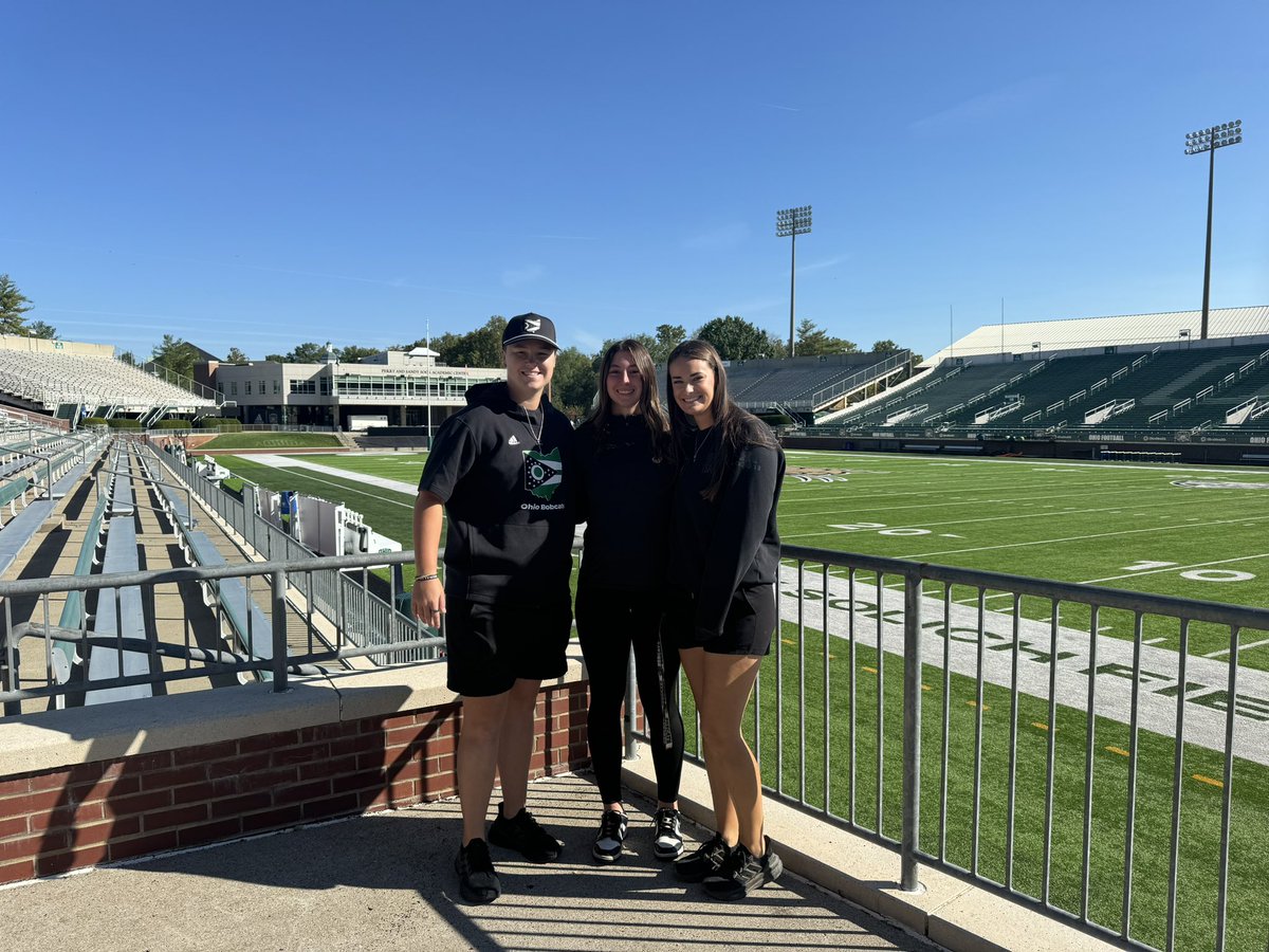 Thank you <a href="/Hall_J_4/">Jenna Hall</a> <a href="/Madi92804995/">Madi McCrady</a> <a href="/PiperSwiper/">Lillian Piper</a> for a great visit!  Your campus, players, and facilities were amazing! 💚🖤🥎