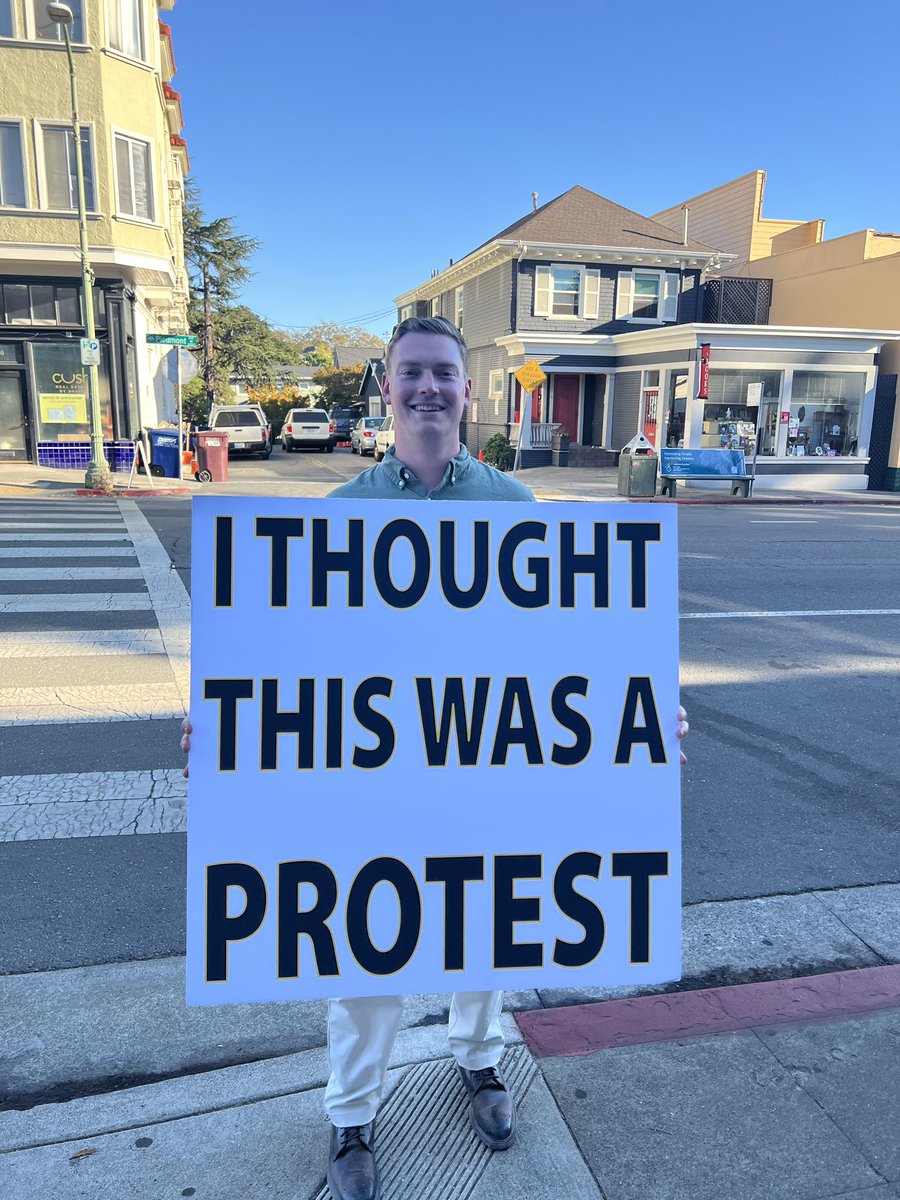 <a href="/avinashkunnath/">Avinash Kunnath</a> Alright #Calgorithm it’s happening. Catch me on <a href="/CollegeGameDay/">College GameDay</a> Saturday morning