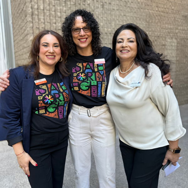 azhcc's tweet photo. Thanks to everyone who attended our 28th Annual DATOS. We hope you liked our surprise collab with State Forty Eight! A big thank you to our Los Amigos Partner, Roosterwise/GreenLink for the kind contribution.
Stay tuned for more ways to snag the shirt!
#arizona #AZHCC https://t.co/y985IdP0wG
