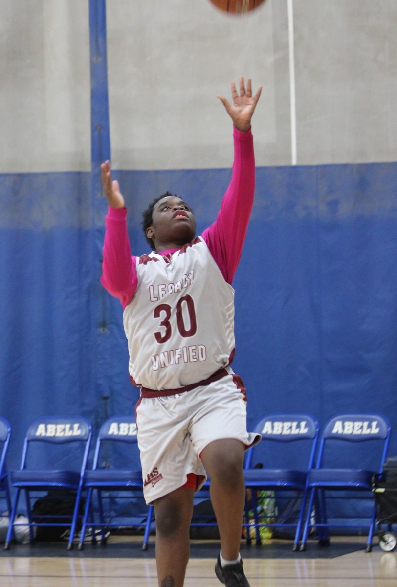 Legacyrebels's tweet image. Last night our Unified Basketball Team played the Bulldogs! It was a close game, with MHS coming up on top, but everyone had the VERY BEST time!🏀⛹🏽‍♂️⛹🏽‍♀️⛹🏽

#EmpoweringforExcellence
#rebelnation
#madeinmisd