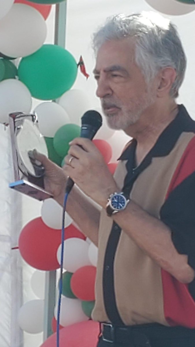 💚❤️🤍 Who Needs An Oscar When You Can Get A Paulie? 💚🤍❤️ #joemantegna #senorriotequila #laitalianfestival #italianfestival2024 #littleitaly #littleitalyla #laitalians #paulsorvino #paulieaward #littleitalyhollywood #italiansinla #italianheritagemonth <a href="/JoeMantegna/">Joe Mantegna</a>