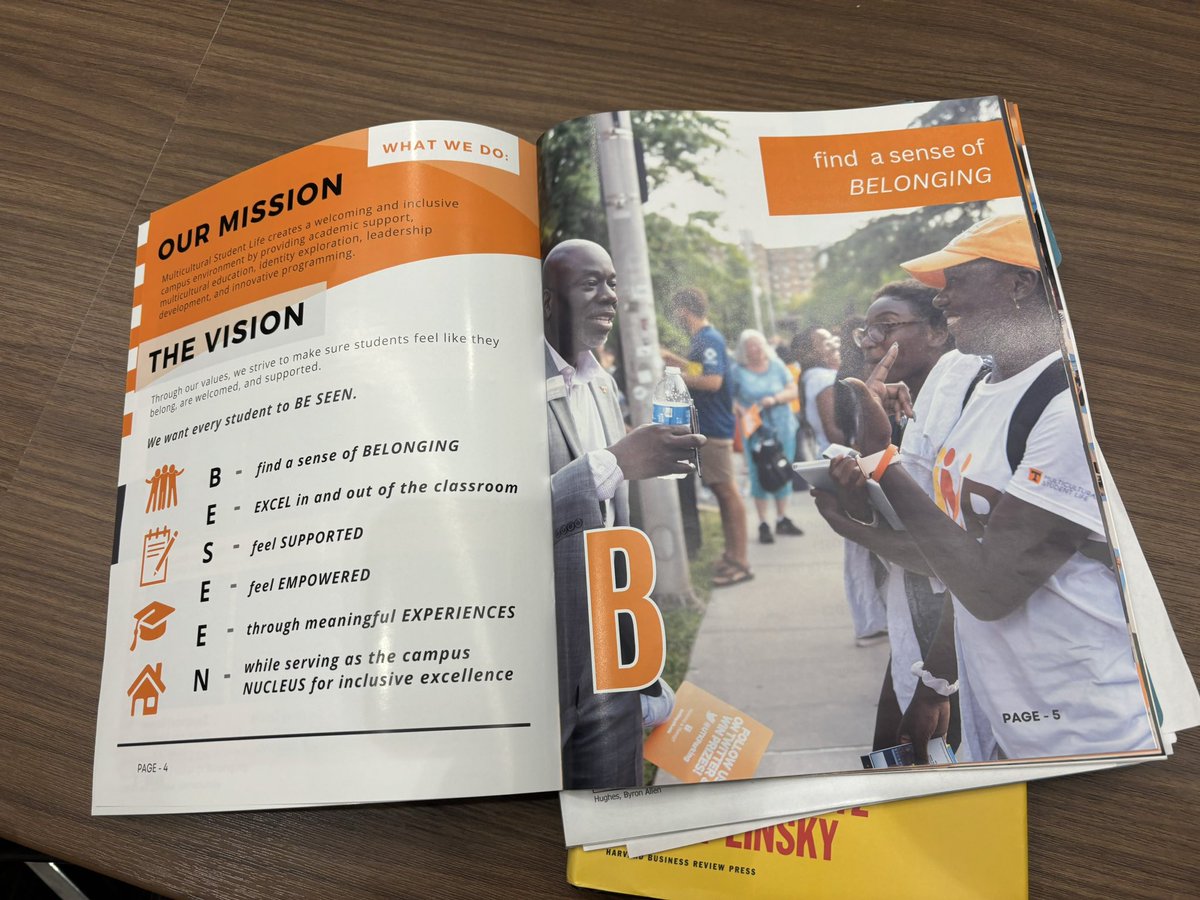 Visited with our peer mentor team for <a href="/MSL_UTK/">Office of Multicultural Student Life</a>’s Multicultural Mentoring Program. These incredible people balance their role as full-time students with investing meaningful time into nearly 30 first-year students! <a href="/UTKDOS/">Office of the Dean of Students</a> <a href="/UTKStudentLife/">UTK Student Life</a>