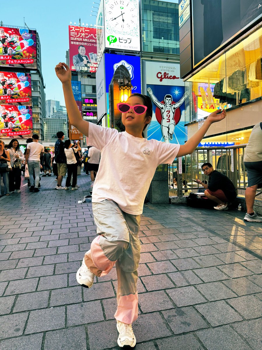 旅游的两个目的地温差30多度，给娃装行李简直就跟搬家一样