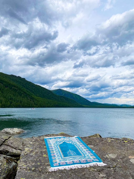 Allah'ım Namazı dosdoğru kılanlardan eyle bizi  amin🥀