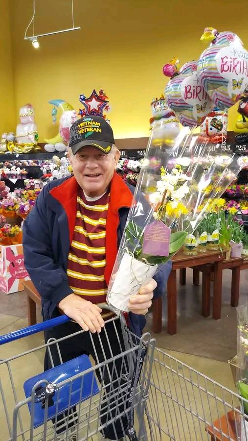 Hello everyone i am new here it would be very nice to meet you all here have a great day🥲😙😊😌🥸😑🤗🤭🎋🎋🪴