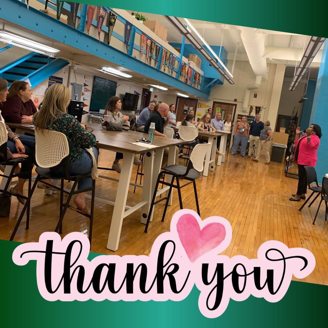 FriendsofLane1's tweet image. Thankful for our principal &amp;amp; APs. We truly appreciate the time you take to keep us informed &amp;amp; answer questions. Thank you for all the nights you stay late to benefit our students.

#ThankfulThursday #FriendsofLane #LaneTech #LaneTechHS #ThankAPrincipal #PrincipalPrideChi