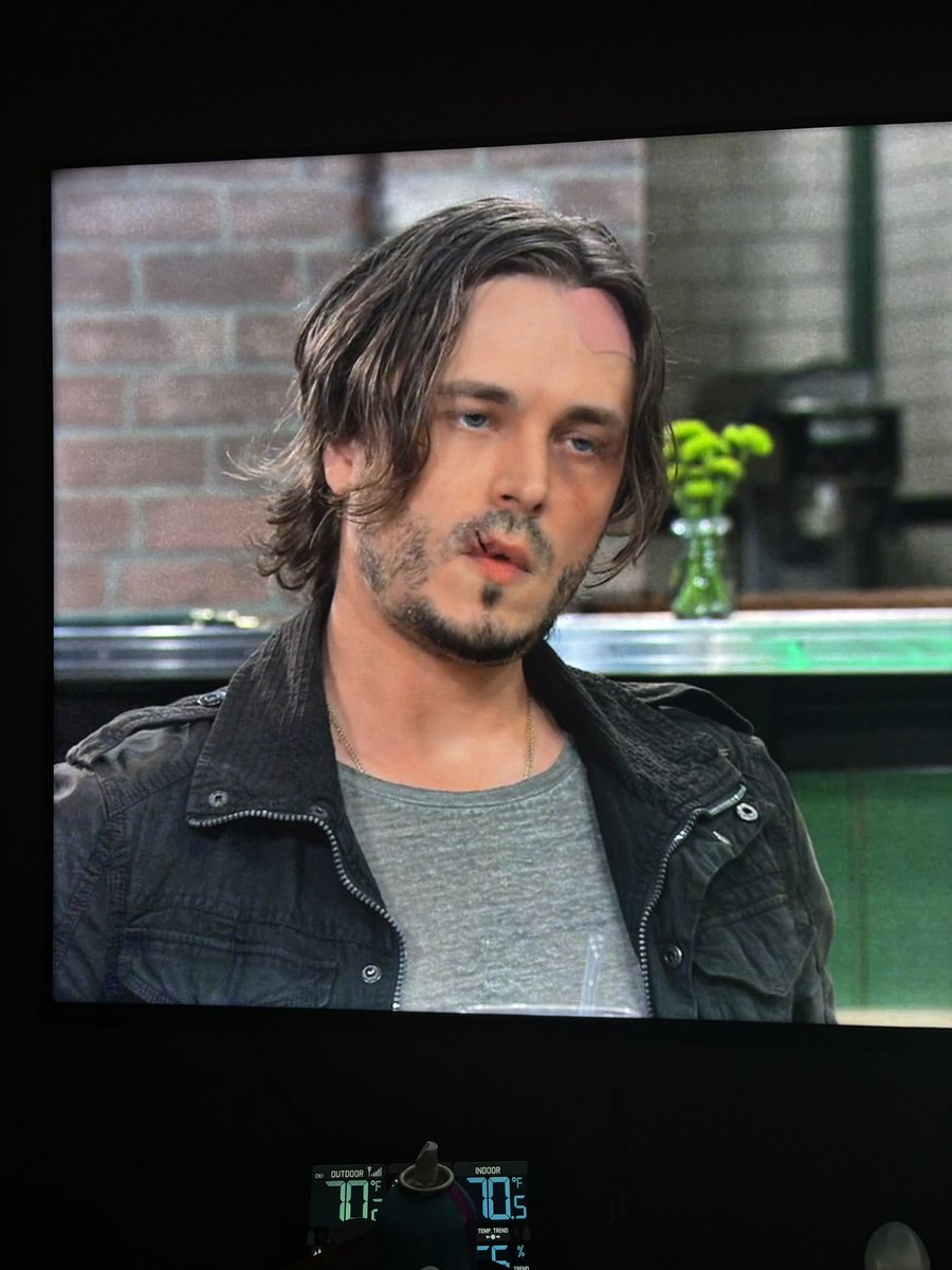 Jaxie231's tweet image. Watching #GH for 6.5 seconds of #Liason and my Husband walks in and says

“Hey SPINELLI take a bath you bum”

😂😂😂😂