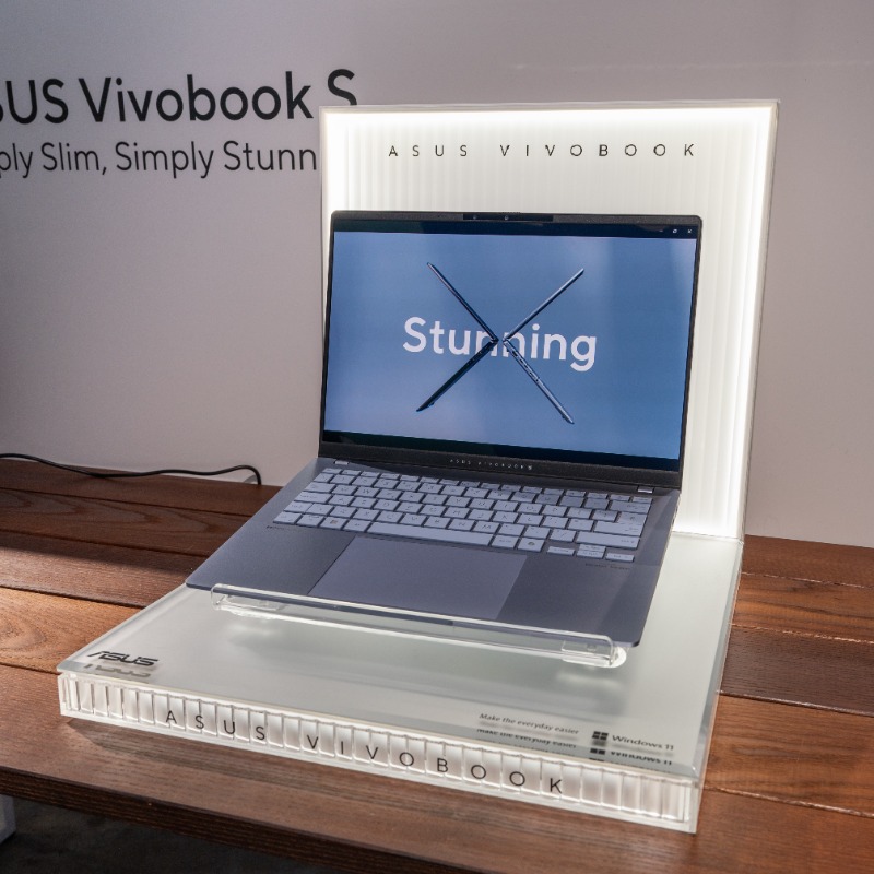 ASUS's tweet image. Here&apos;s a recap of the #ASUS #Vivobook S 14 at #IFA2024!
What do you love most about our newest ASUS Vivobook S 14? 💖

See more 👉 asus.click/s5406_x
