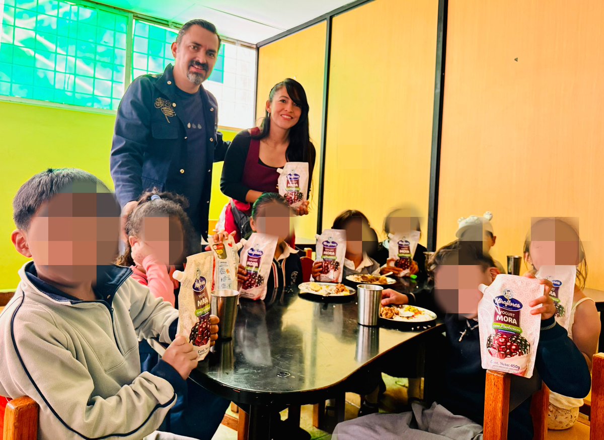 ORGAEPSI's tweet image. 🌟 ORGAEPSI y ALIMEC S.A. juntos por nuestra comunidad en El Tejar 🌟

Nos llena de alegría compartir que, gracias a la colaboración con nuestros amigos de ALIMEC S.A., pudimos llevar bienestar integral a los niños y niñas del Tejar en Quito. 💙