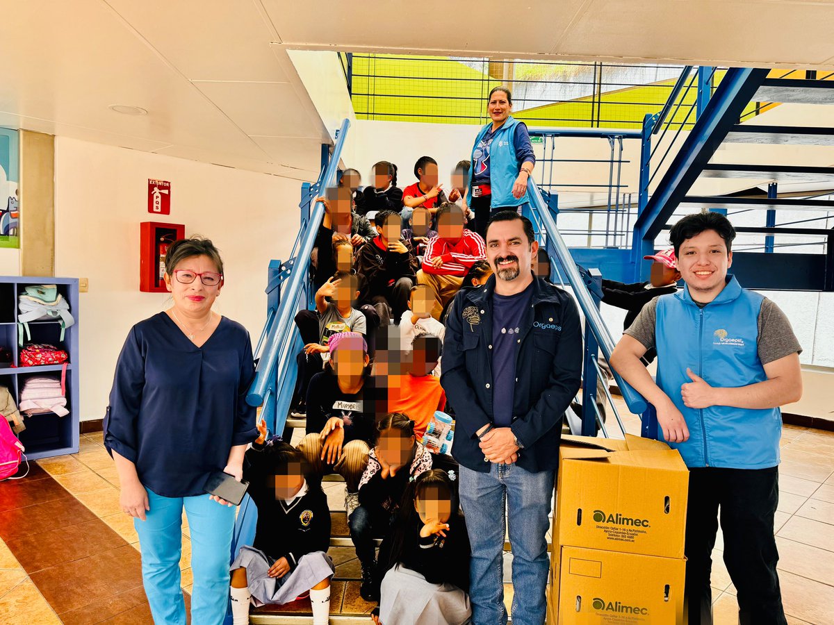 ORGAEPSI's tweet image. 🌟 ORGAEPSI y ALIMEC S.A. juntos por nuestra comunidad en El Tejar 🌟

Nos llena de alegría compartir que, gracias a la colaboración con nuestros amigos de ALIMEC S.A., pudimos llevar bienestar integral a los niños y niñas del Tejar en Quito. 💙