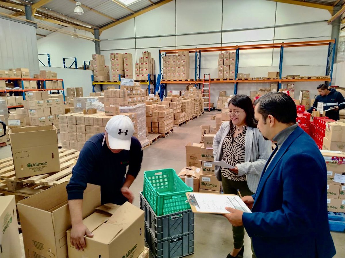 ORGAEPSI's tweet image. 🌟 ORGAEPSI y ALIMEC S.A. juntos por nuestra comunidad en El Tejar 🌟

Nos llena de alegría compartir que, gracias a la colaboración con nuestros amigos de ALIMEC S.A., pudimos llevar bienestar integral a los niños y niñas del Tejar en Quito. 💙