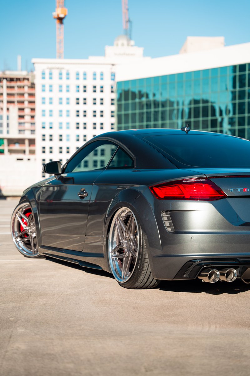TIRESHOP4Ur's tweet photo. ROHANA
Audi TT RS - RFG9 Gray/Polished Lip
▼ROHANA wheels▼
https://t.co/km9I1OrQBn
#アウディ #audi #TT #TTRS #TT8S #FV https://t.co/TgmJOw6aoR