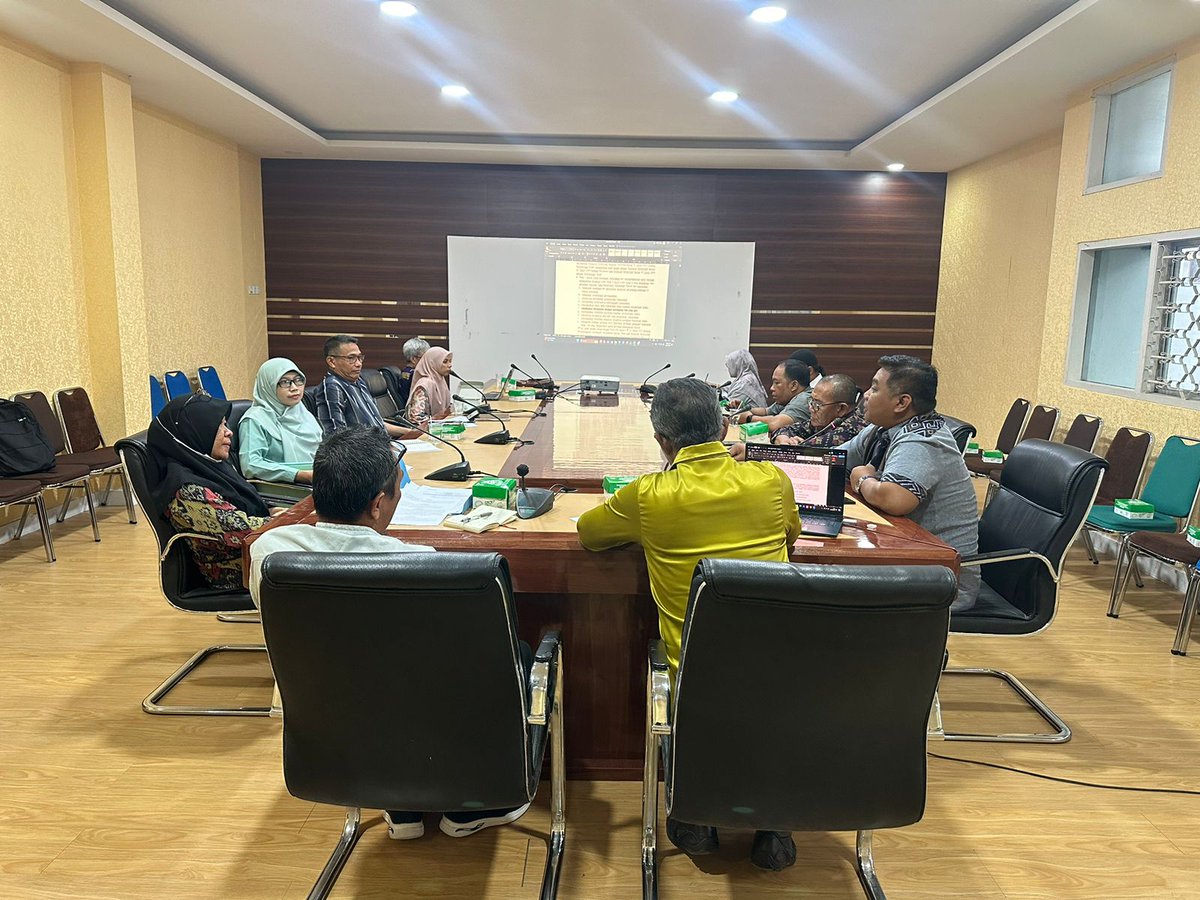 Biropem_NTB's tweet photo. Mataram, 03 Oktober 2024
Bertempat di Ruang Rapat Melati Kantor Gubernur Nusa Tenggara Barat dilaksanakan rapat pembahasan rencana kerja sama antara Pemerintah Provinsi Nusa Tenggara Barat dan PT. Amman Mineral Nusa Tenggara yang dipimpin oleh Plt. kepala Bagian Kerja Sama https://t.co/BWLYEigJdI