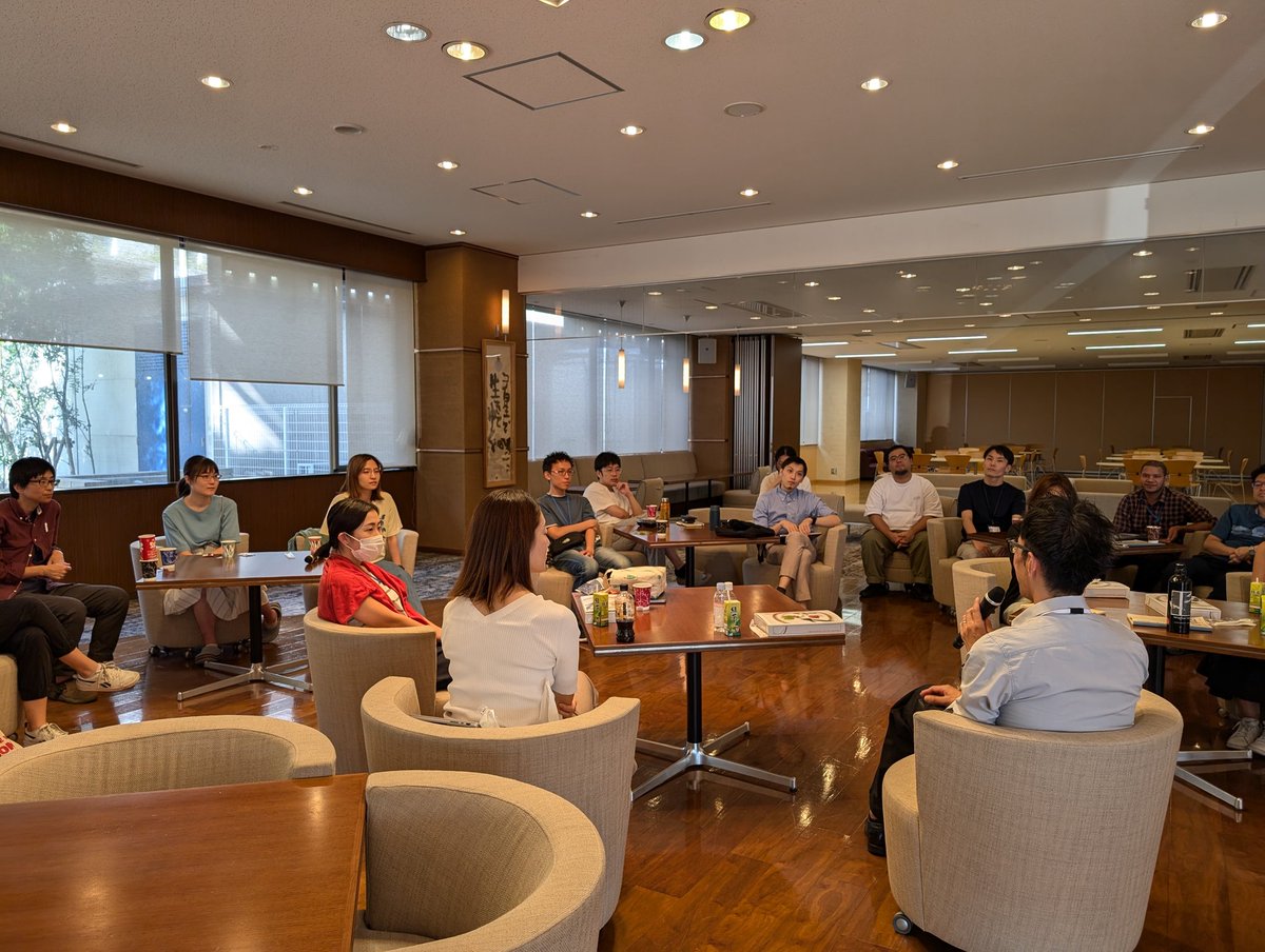 SameerThukral6's tweet image. Prof Fumio Motegi gave a career talk about learnings from failure at the recent BDR-Launchpad event for ECRs. Learning that seasoned researchers cherish both success AND failure was enlightening! Thank you for your time! @RIKEN_BDR @BDR_RIKEN #ECRs #BDRLaunchpad @dev_mechanics