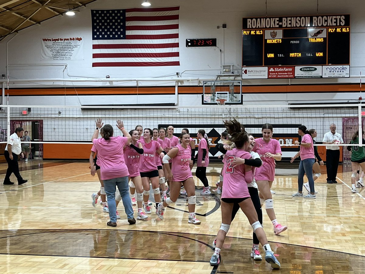 Great night at Dick Broers Gymnasium as the community came together to raise money for the fight against Breast Cancer in partnering with the Susan G. Komen Foundation and Volley for the Cure. Keep fighting for a cure! #weareRB #BeatCancer