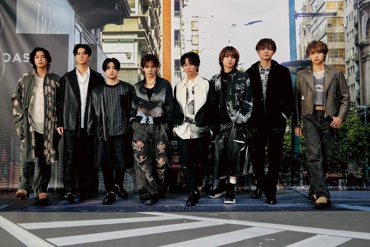modelpress's tweet photo. Hey! Say! JUMPニューアルバム
「H⁺」11月27日発売決定💿

日常に潜む違和感をDARK＆POPに表現

🔻詳細
https://t.co/vpbOGilJxI

グルーヴィーで激しい新境地ダンスナンバー「Donkey Gongs」、楽曲はキャッチーで振付はラブリーなポップチューン「eek!!」など収録予定

#HeySɑyJUMP @JUMP_Storm https://t.co/VgSzlH3pFR