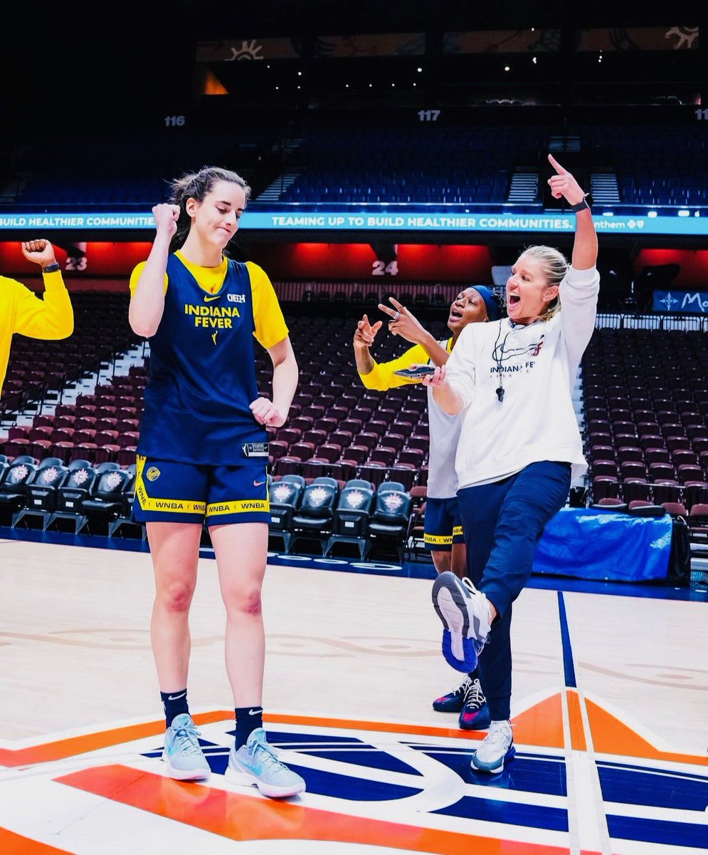 ChristieSides's tweet image. THAT’S OUR ROTY!!!
Super proud of you #22!
— Well Deserved🌟