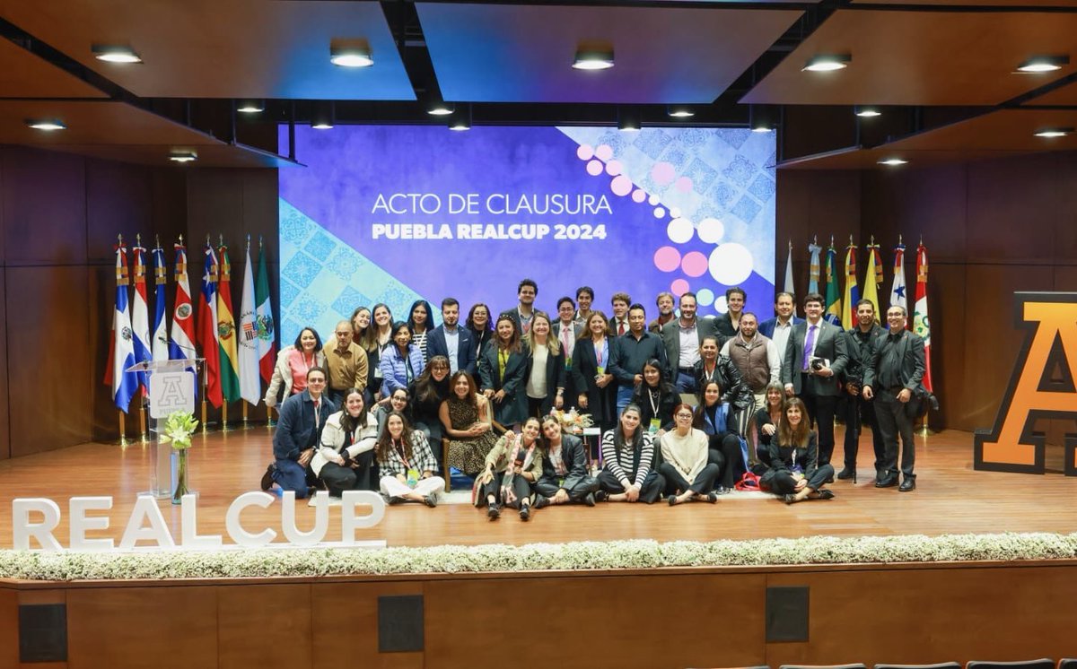 Hugo_pardo's tweet image. Luego de tres días intensos y tres meses de preparación, finaliza Puebla REALCUP 2024. Una hermosa conversación con colegas y más de 30 rectores de universidades privadas. Seguiremos diseñando experiencias y produciendo contenidos para @RealcupALyC. realcup.org